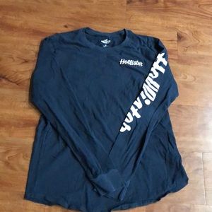 Hollister full length long sleeve tee-shirt